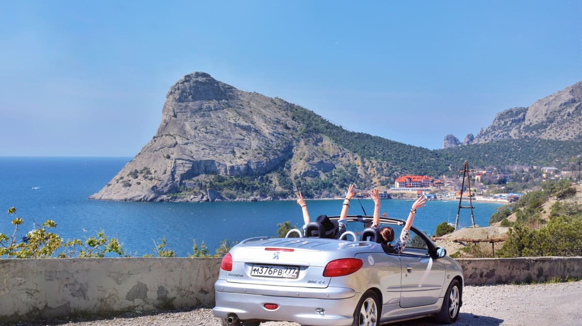 Аренда авто для поездки на море: полное руководство по выбору и оформлению в 2025 году - 2